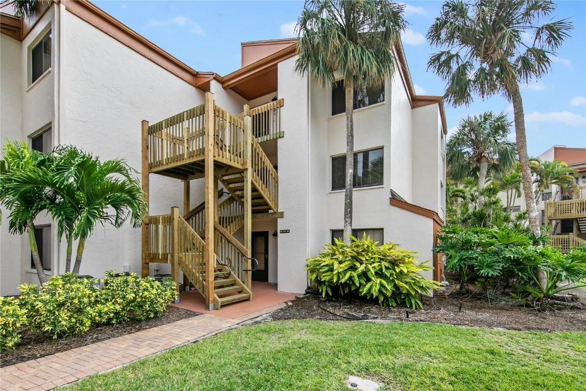 1900 Cove Ii Pl. #138, Sarasota, FL 34242