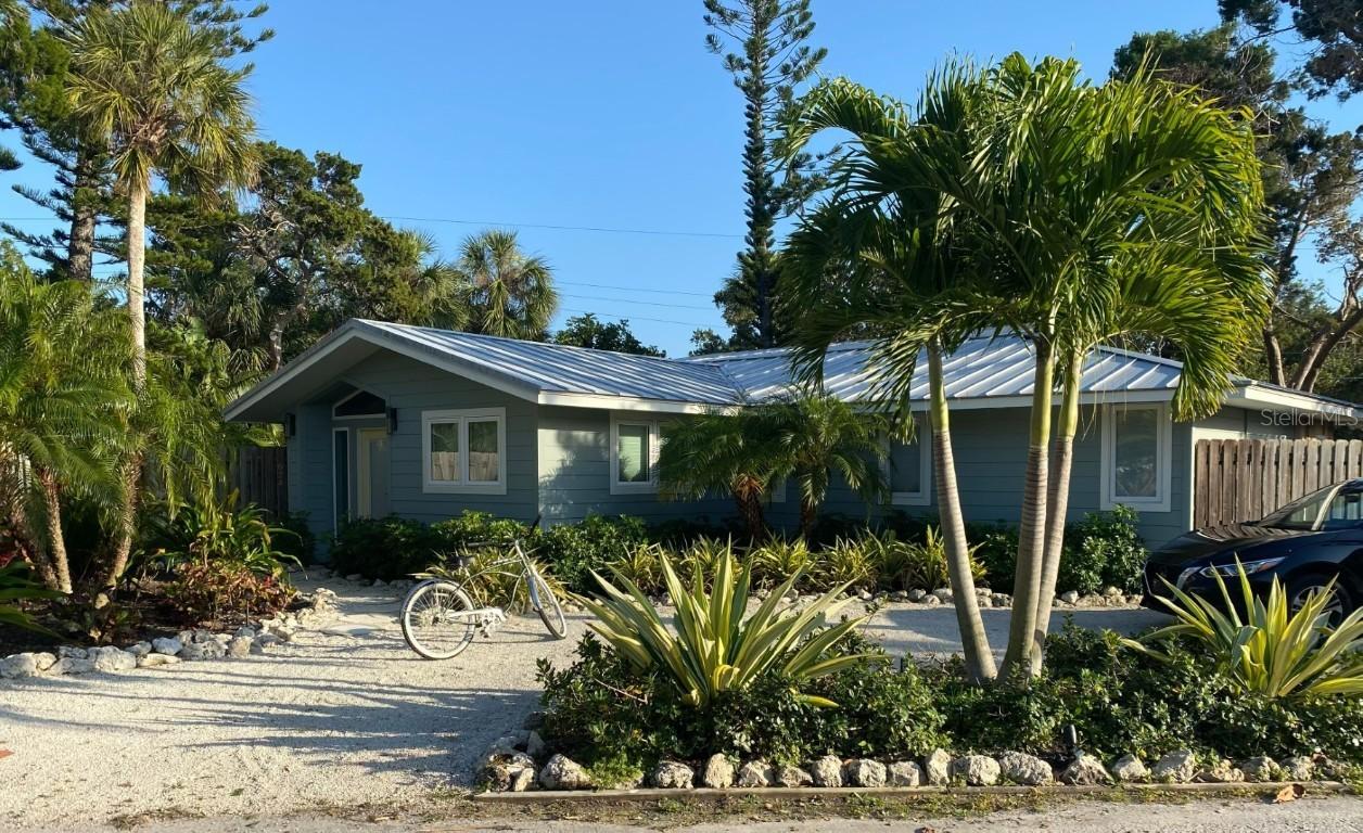 624 Saint Judes Dr., Longboat Key, FL 34228