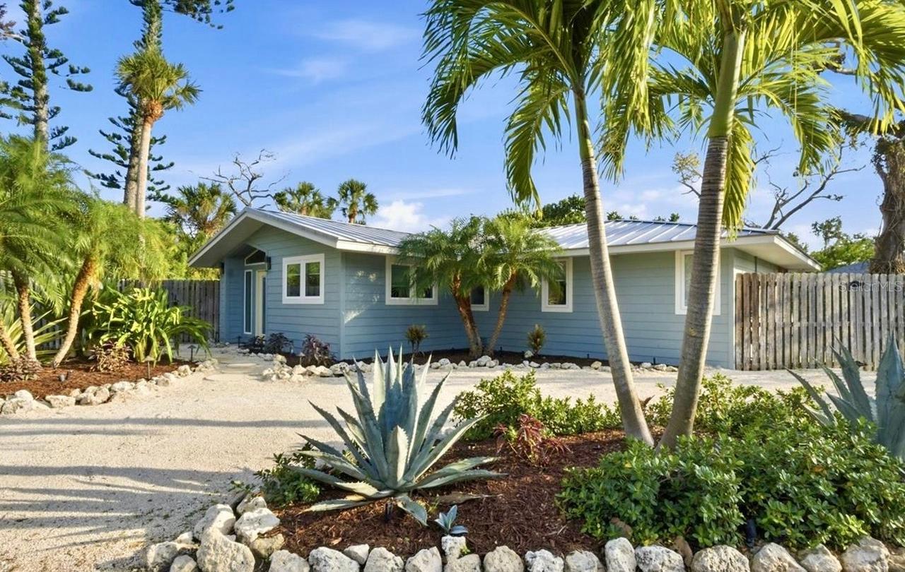 624 Saint Judes Dr., Longboat Key, FL 34228