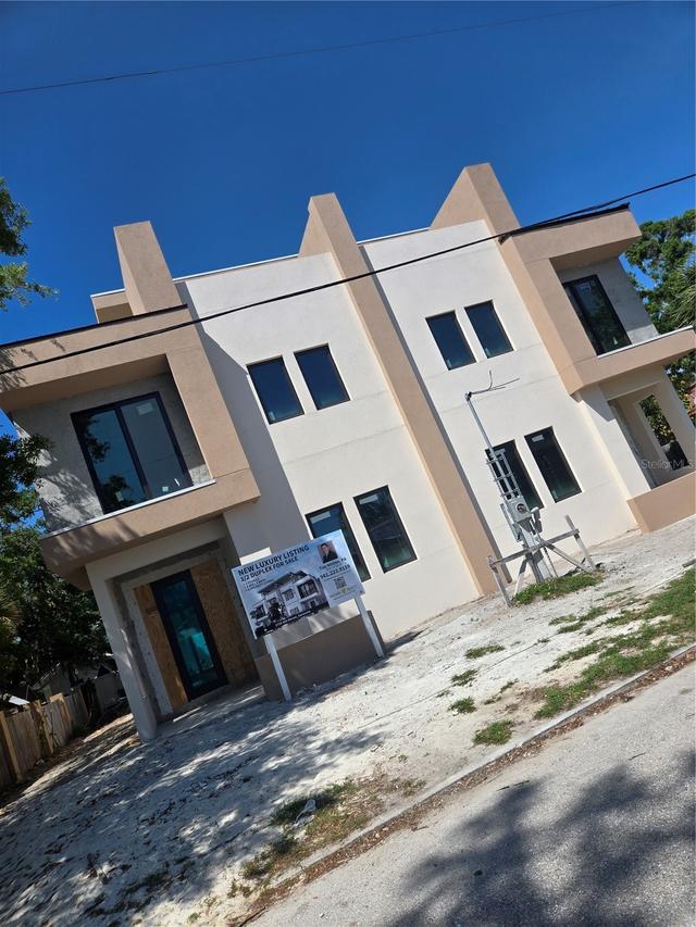 1755 8th St. #West, Sarasota, FL 34236