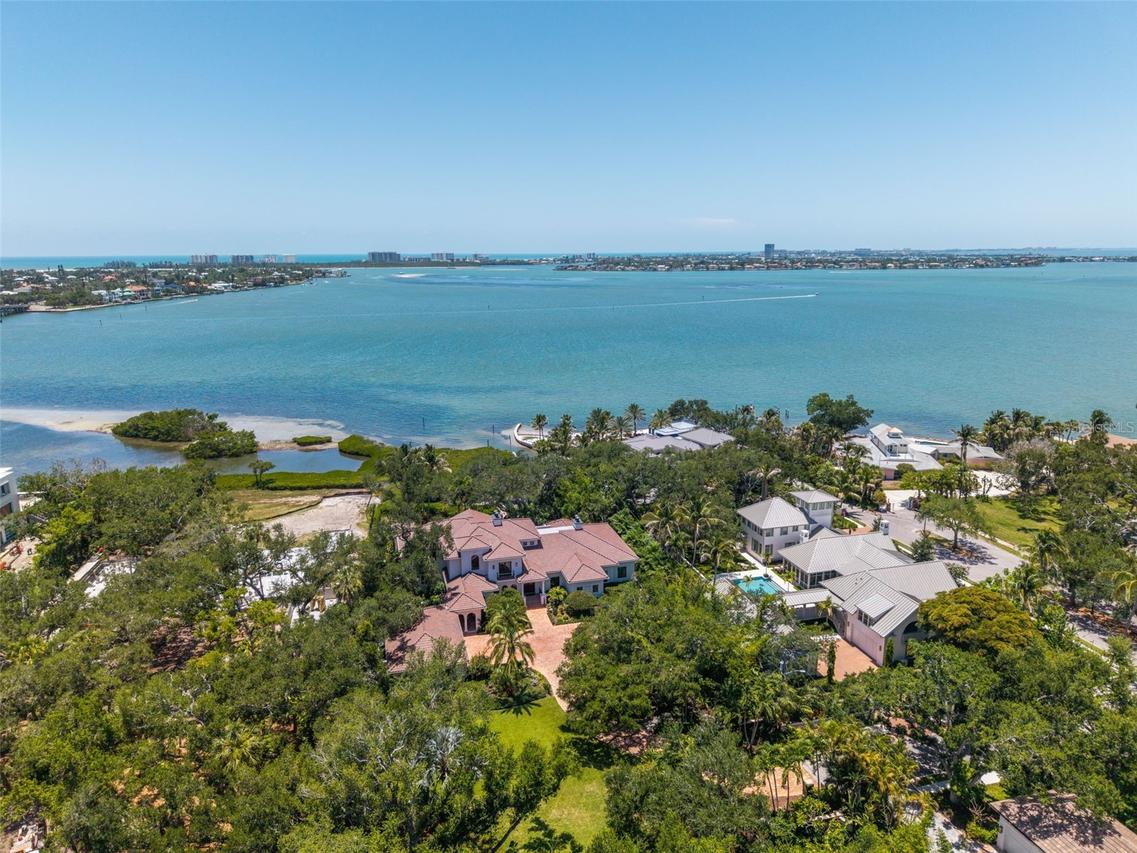 3000 Southwest Dr., Sarasota, FL 34239