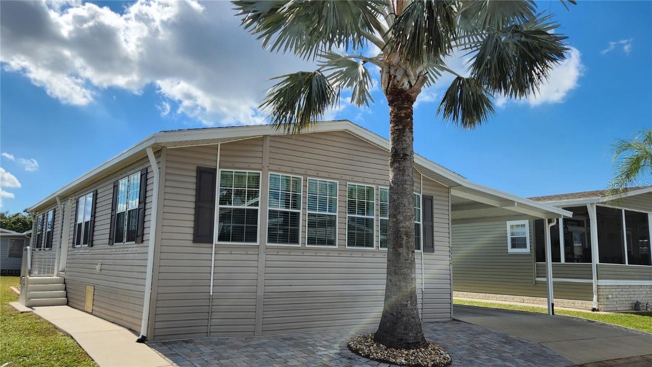 3324 Spanish Oak Ter., Sarasota, FL 34237