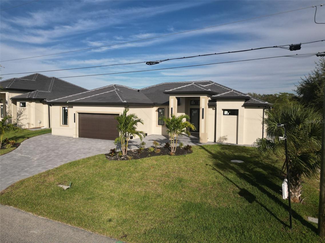 10474 Winnipeg St., Port Charlotte, FL 33981