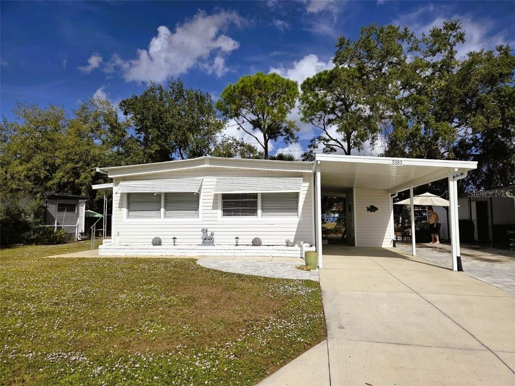3383 Oakwood Blvd., Sarasota, FL 34237
