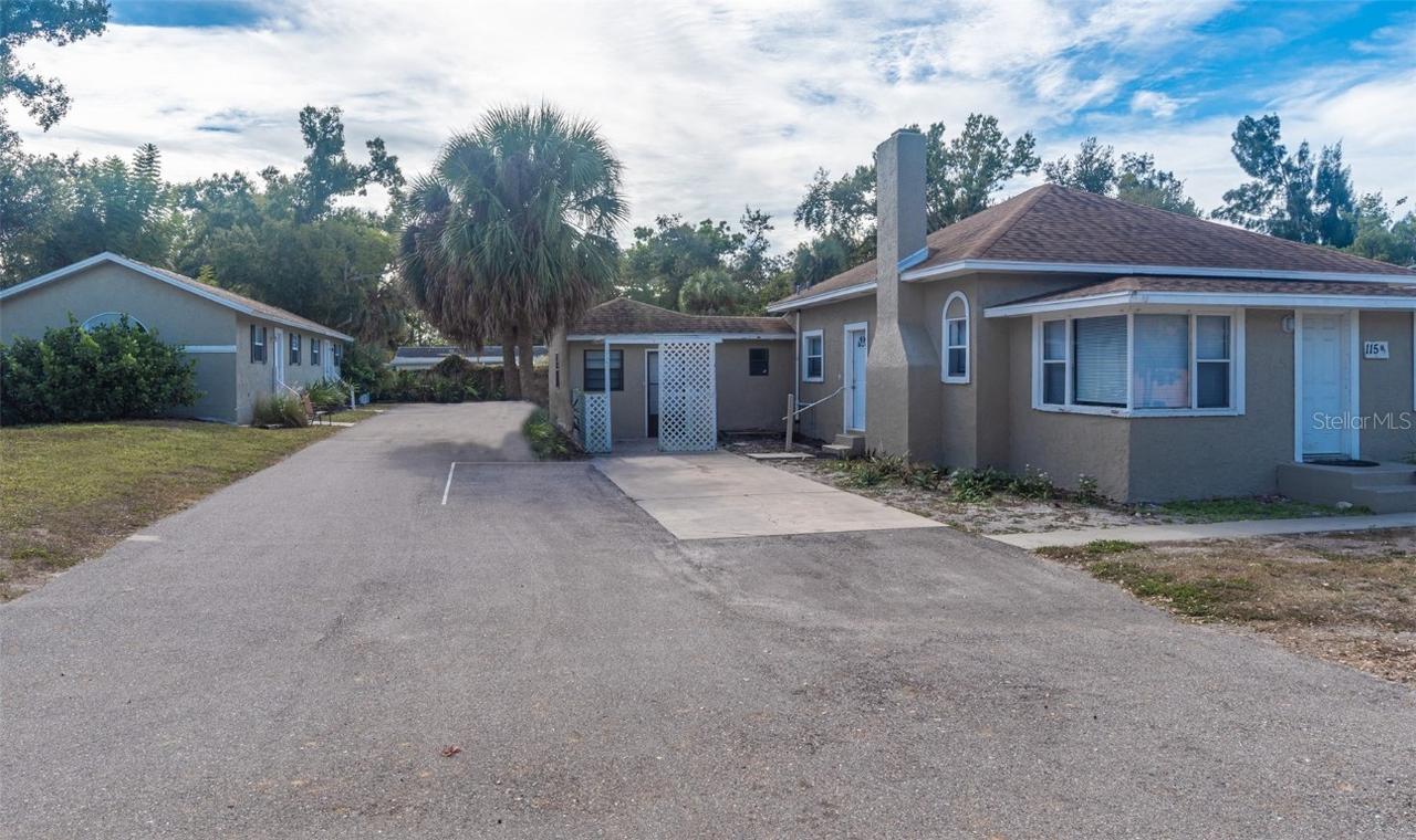 111 Avenida De La Isla, Nokomis, FL 34275
