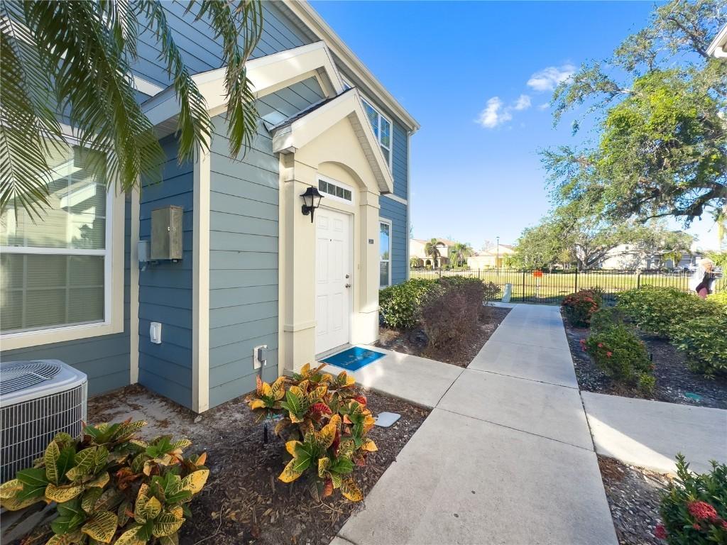 5521 Rosehill Rd. #203, Sarasota, FL 34233