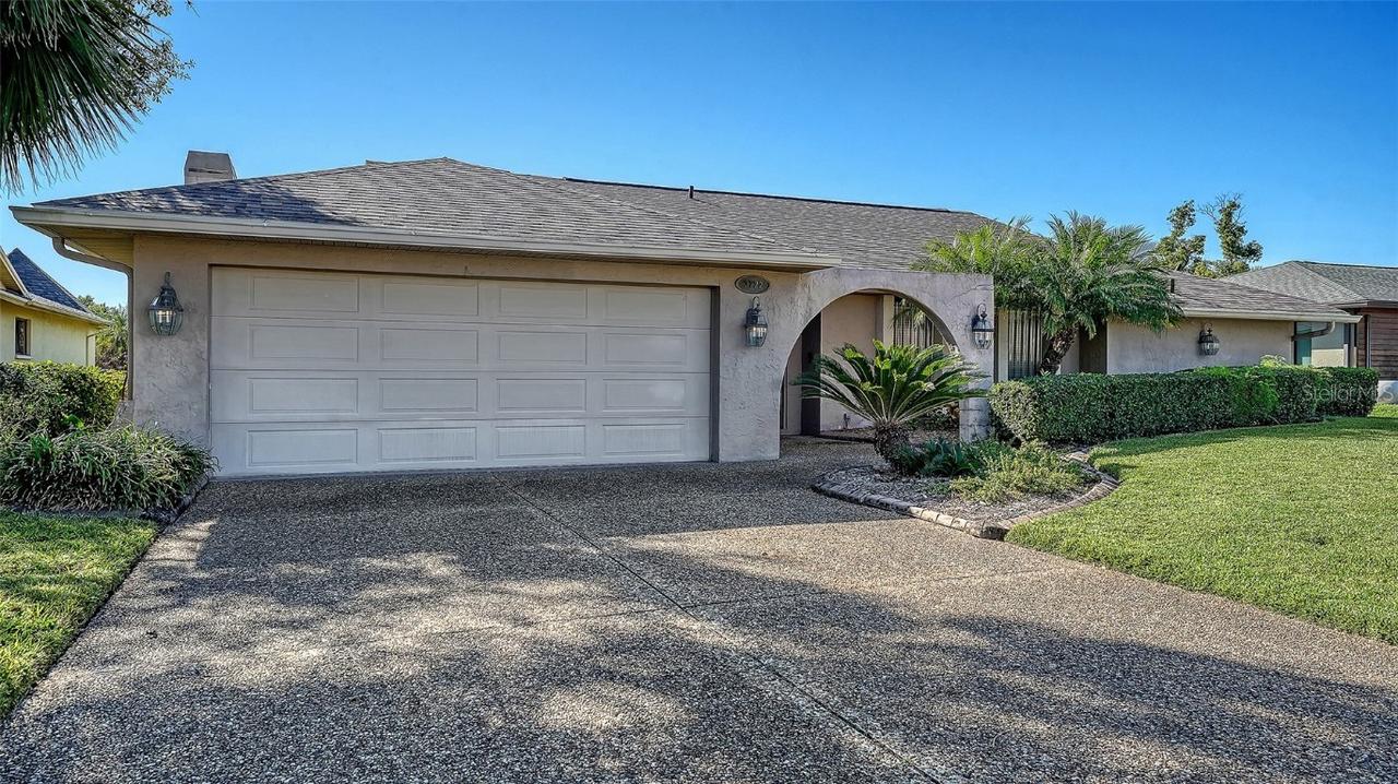 3722 Prairie Dunes Dr., Sarasota, FL 34238