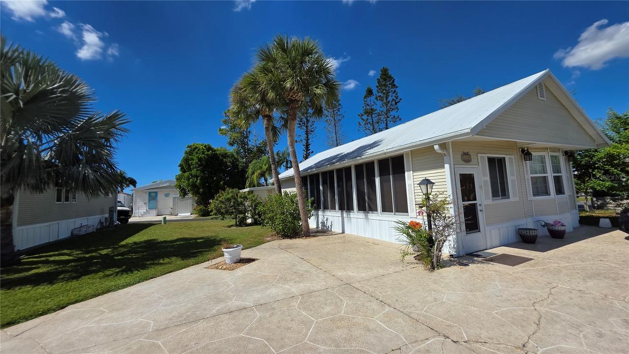 1674 University Pkwy Lot 159, Sarasota, FL 34243