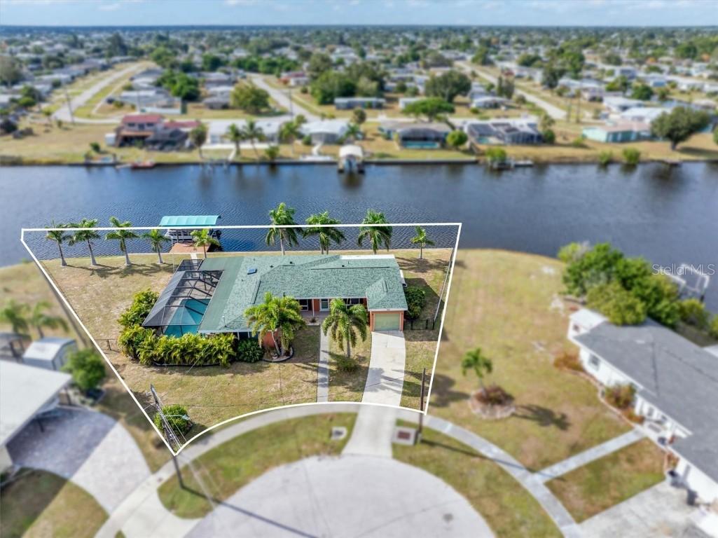 499 Notson Ter., Port Charlotte, FL 33952
