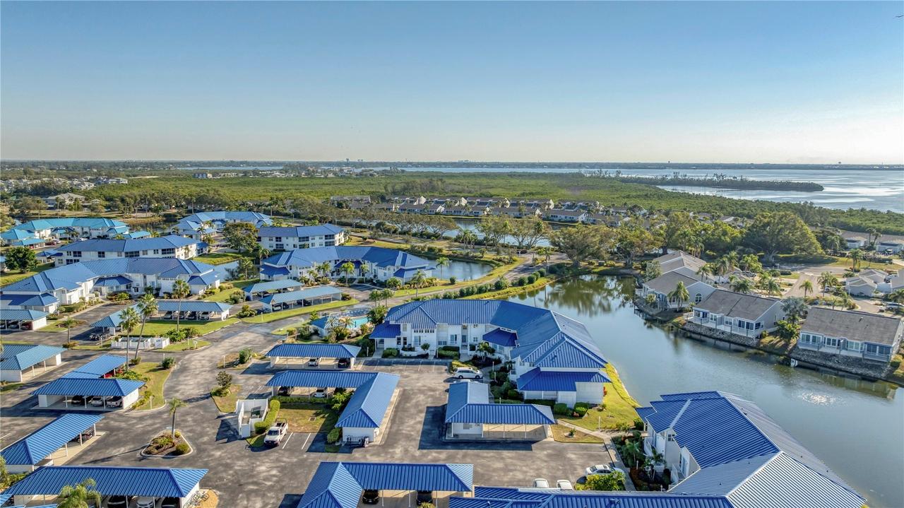 983 Sandpiper Cir. #-, Bradenton, FL 34209