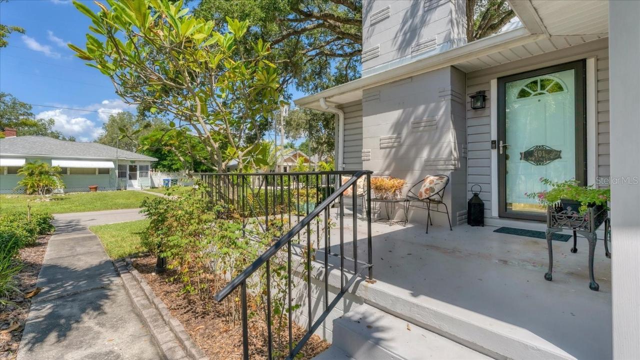 401 28th St., Bradenton, FL 34205