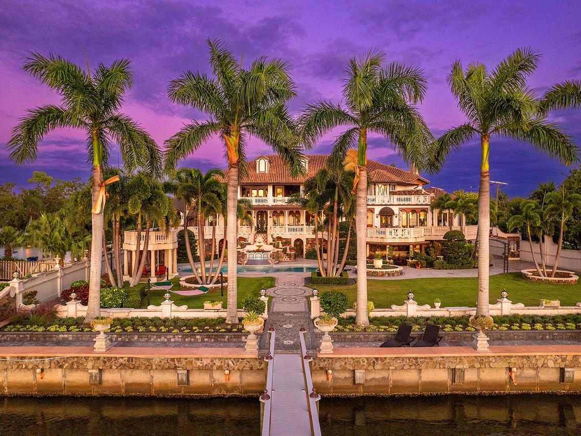 1310 S Lake Shore Dr., Sarasota, FL 34231
