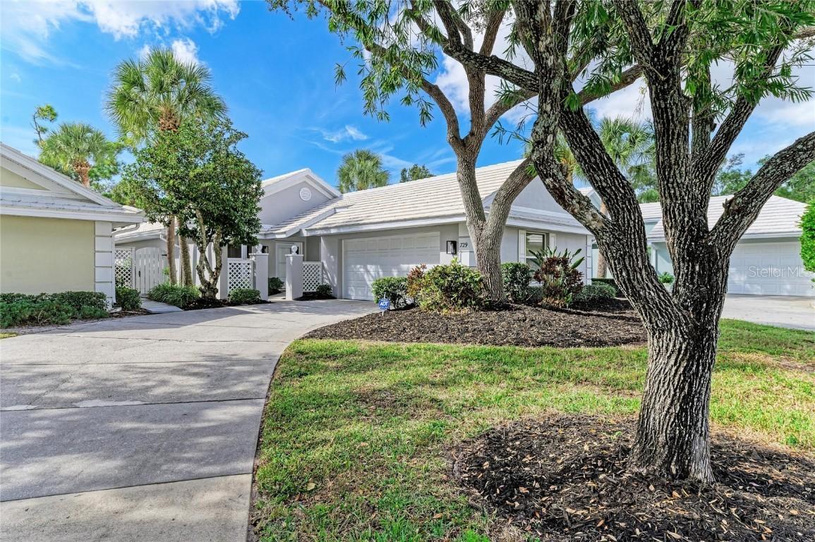 729 Brightside Crescent Dr. #33, Venice, FL 34293