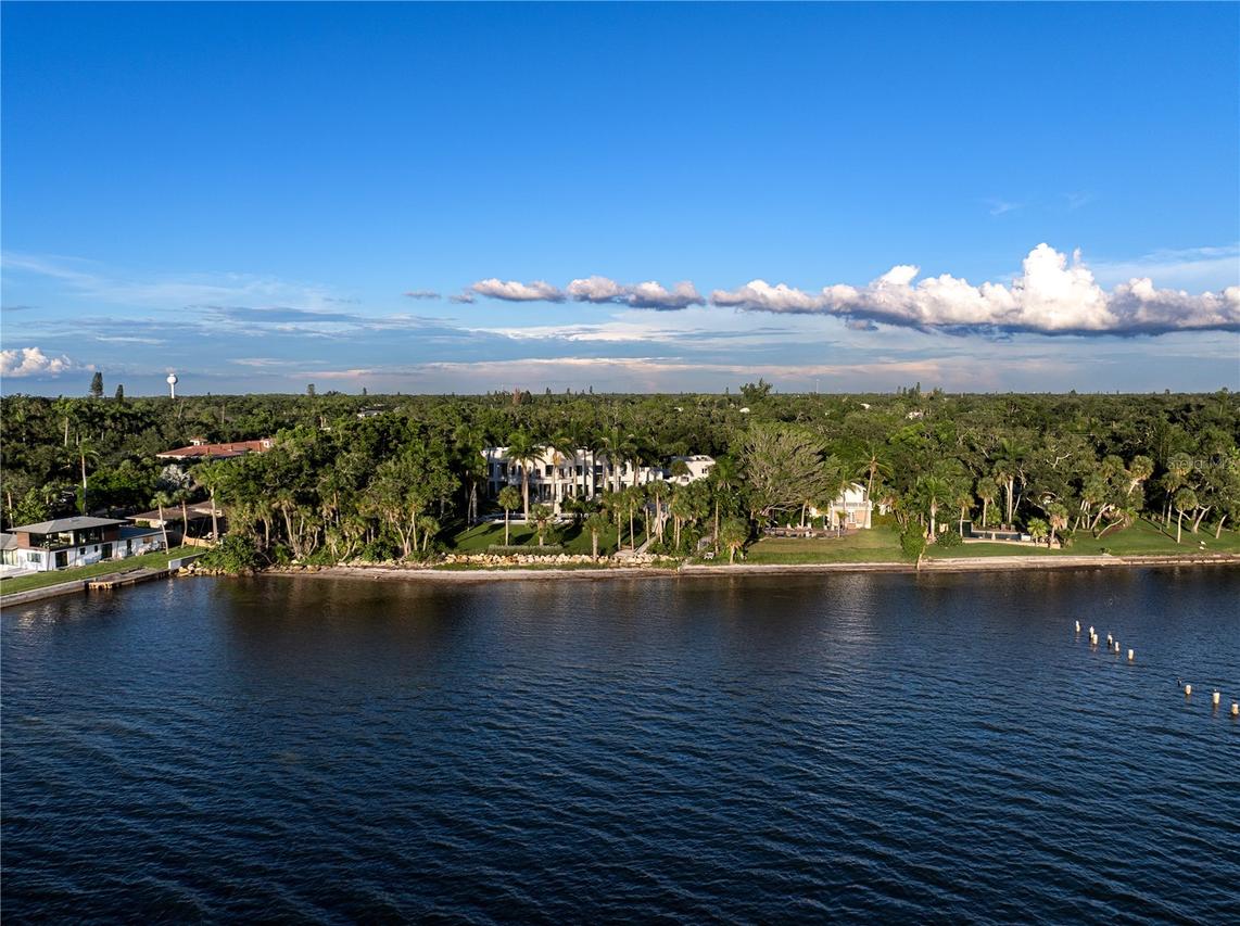3315 Bay Shore Rd., Sarasota, FL 34234