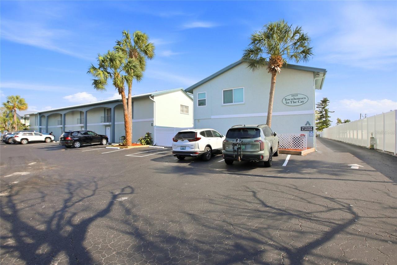 10125 Manatee Ave. #A4, Bradenton, FL 34209