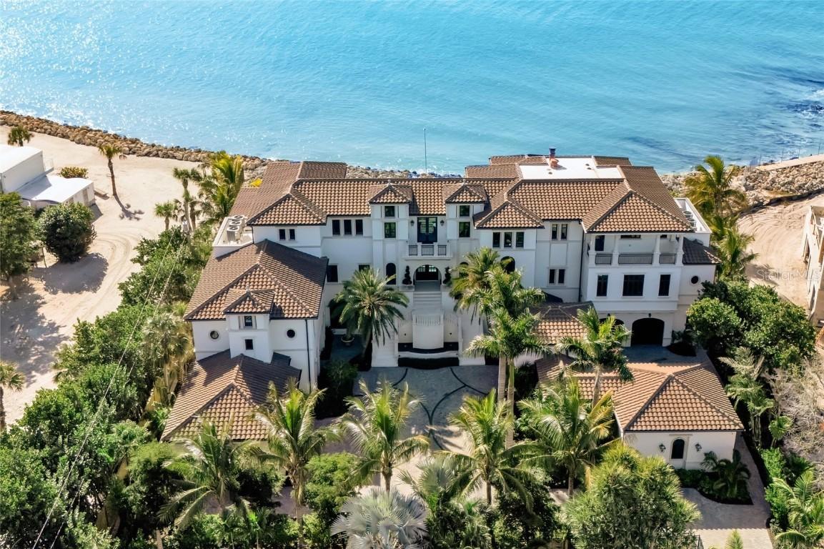 7366 Point Of Rocks Rd., Sarasota, FL 34242