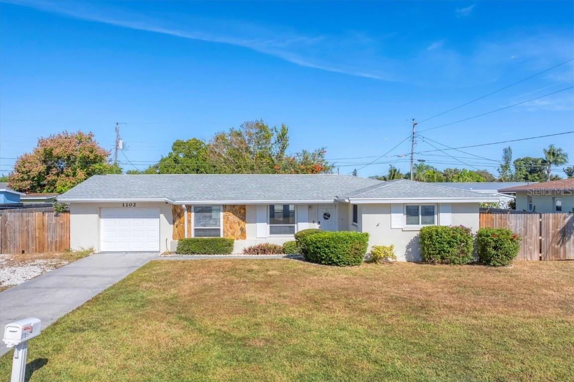 1102 Fruitland Ave., Bradenton, FL 34207