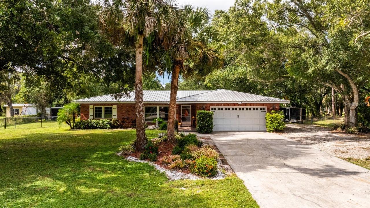 17371 Williamsburg Dr., North Fort Myers, FL 33917