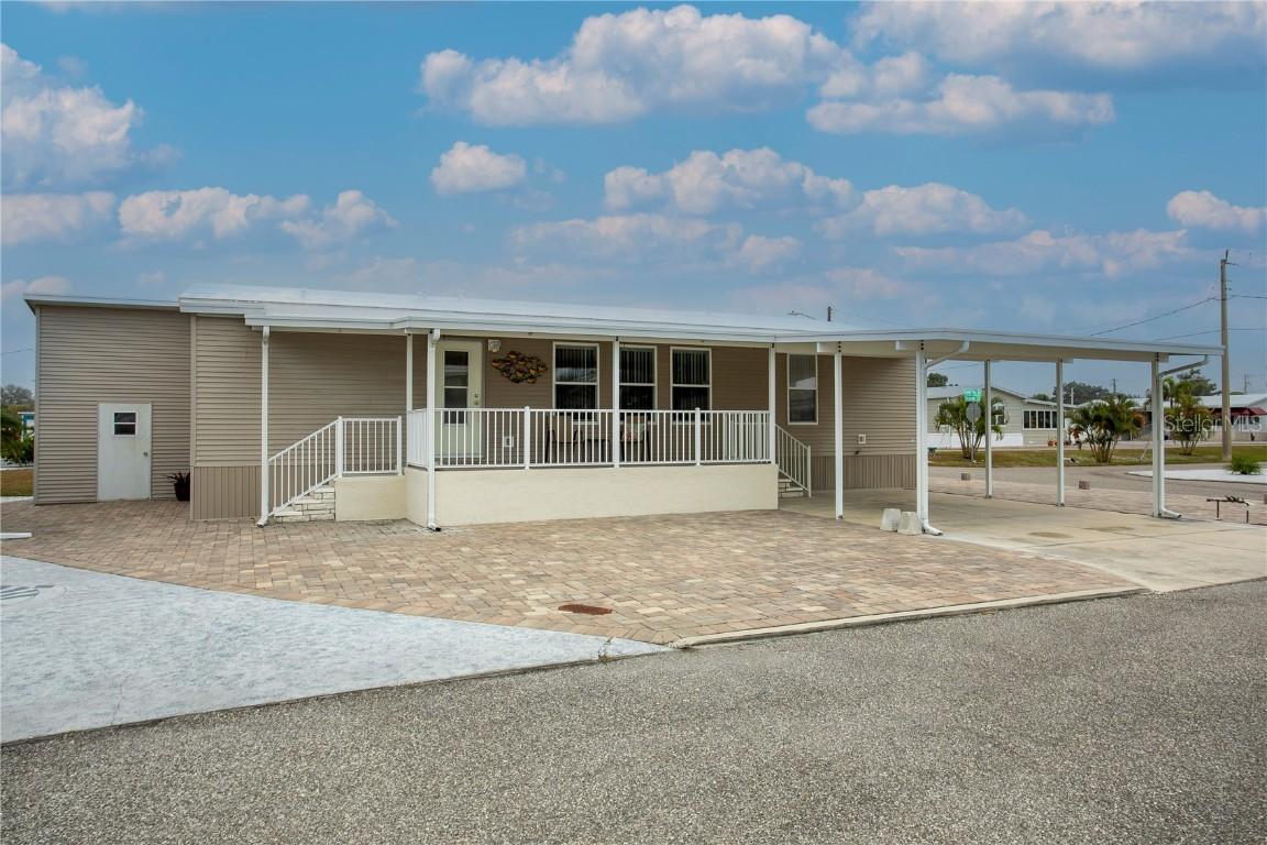 6604 Marina Dr., Bradenton, FL 34207