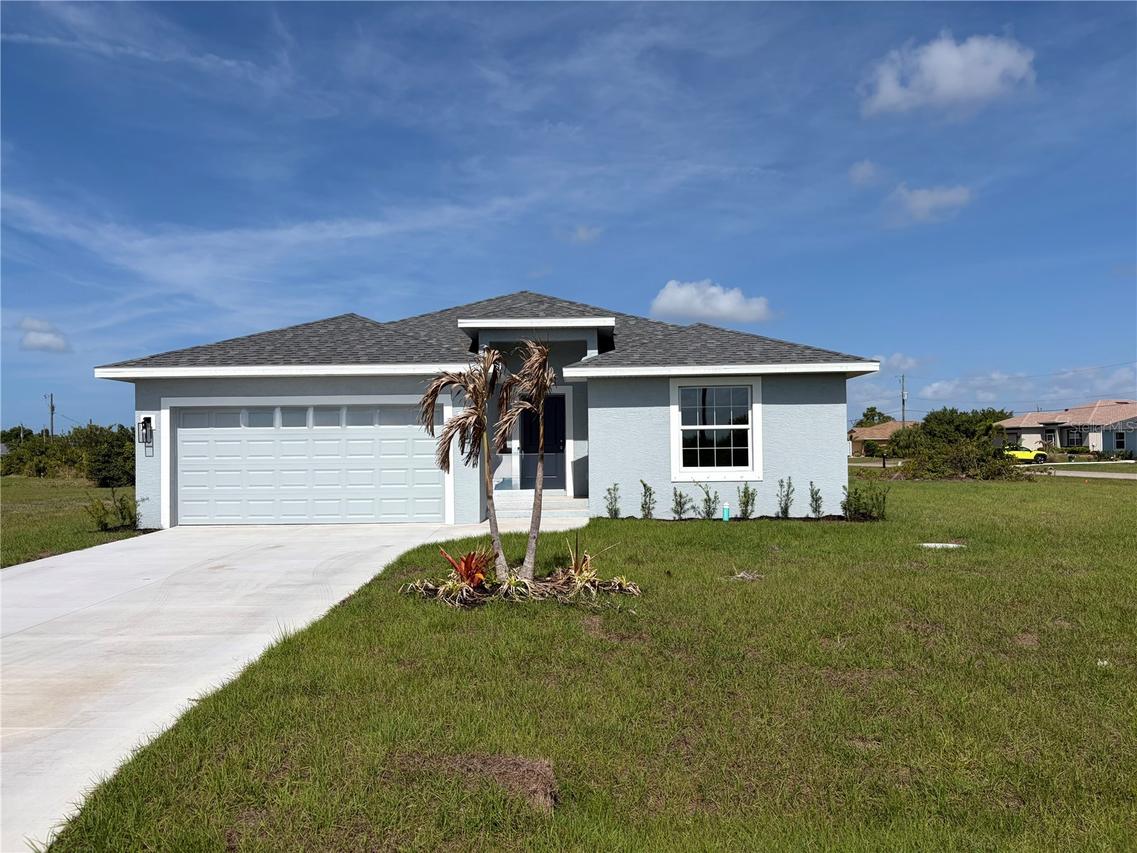 379 Baytree Dr., Rotonda West, FL 33947