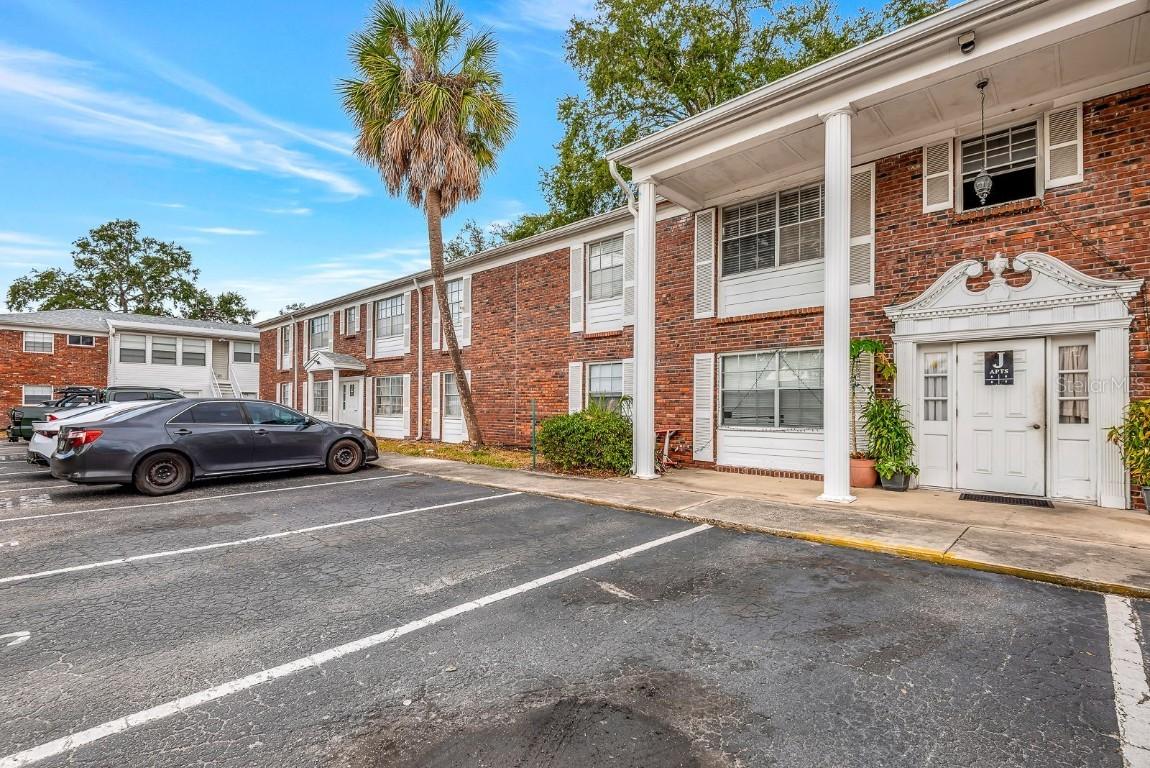 4507 9th St. #J1, Bradenton, FL 34207