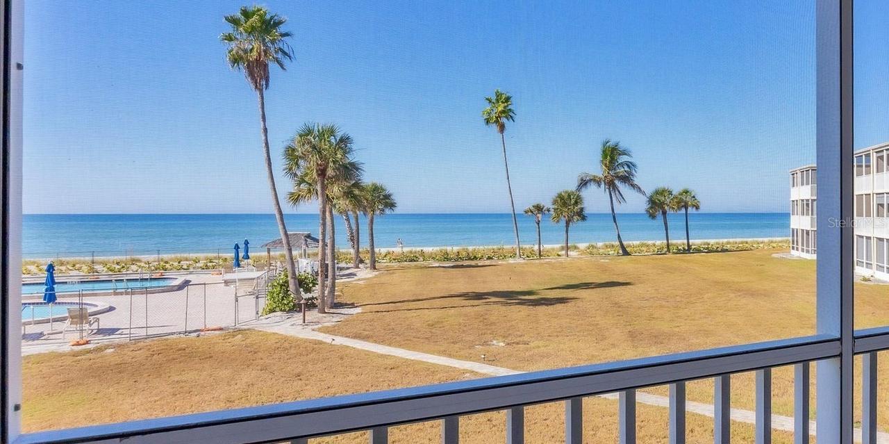 4825 Gulf Of Mexico Dr. #202, Longboat Key, FL 34228