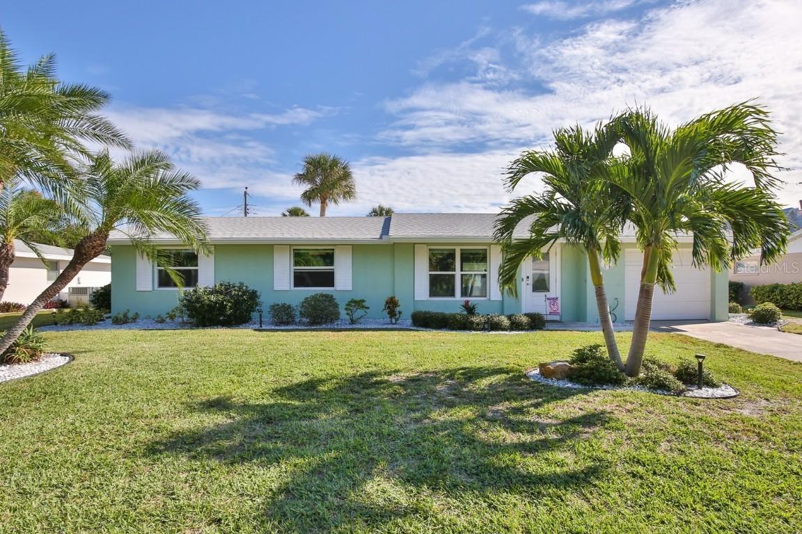 305 67th St., Holmes Beach, FL 34217