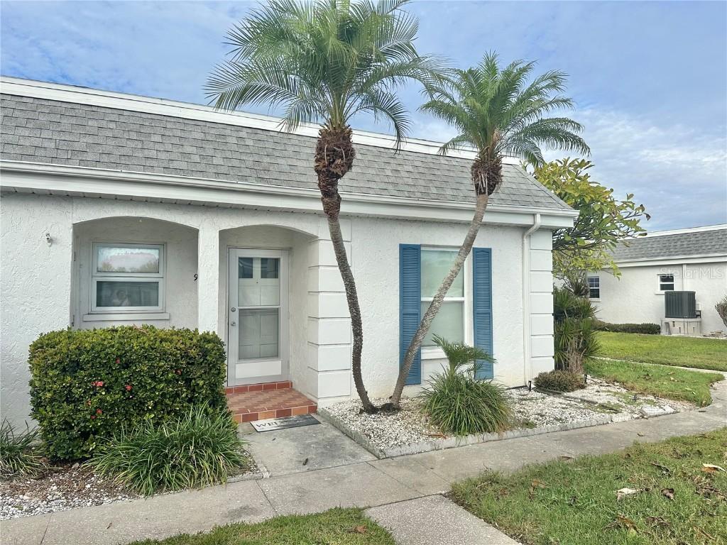 9722 Hernando Ct., Bradenton, FL 34210