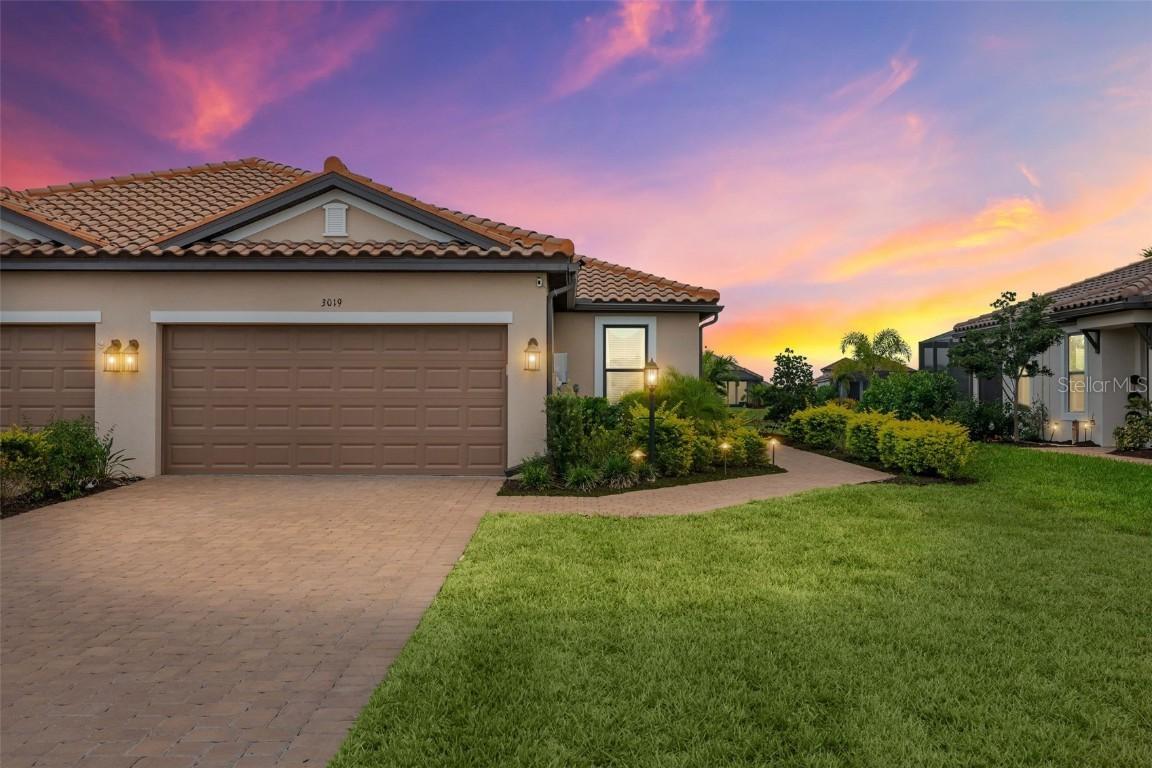 3019 Formia Ct., Bradenton, FL 34211