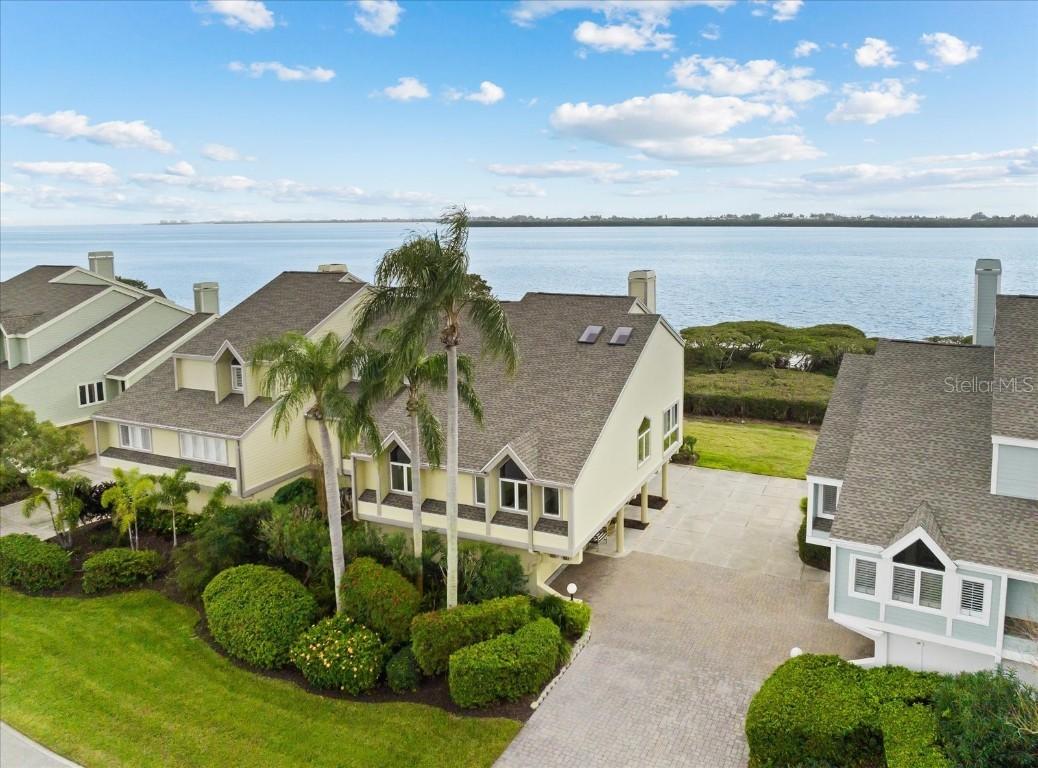 71 Tidy Island Blvd., Bradenton, FL 34210