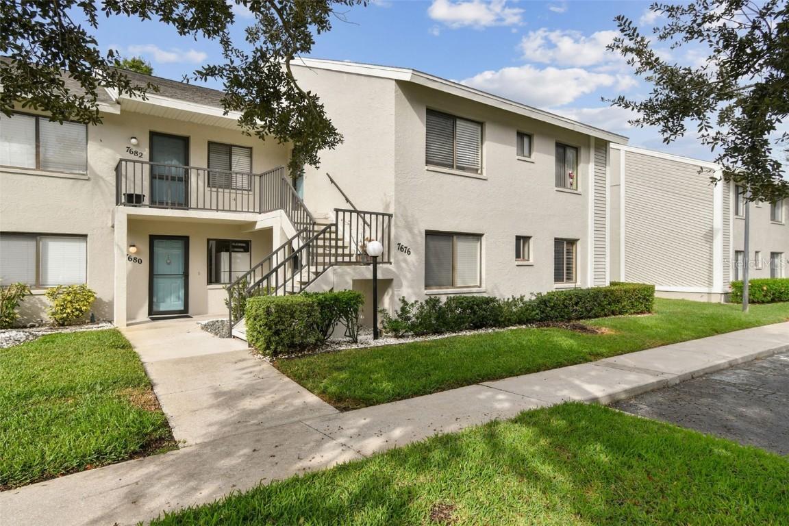 7676 Eagle Creek Dr., Sarasota, FL 34243