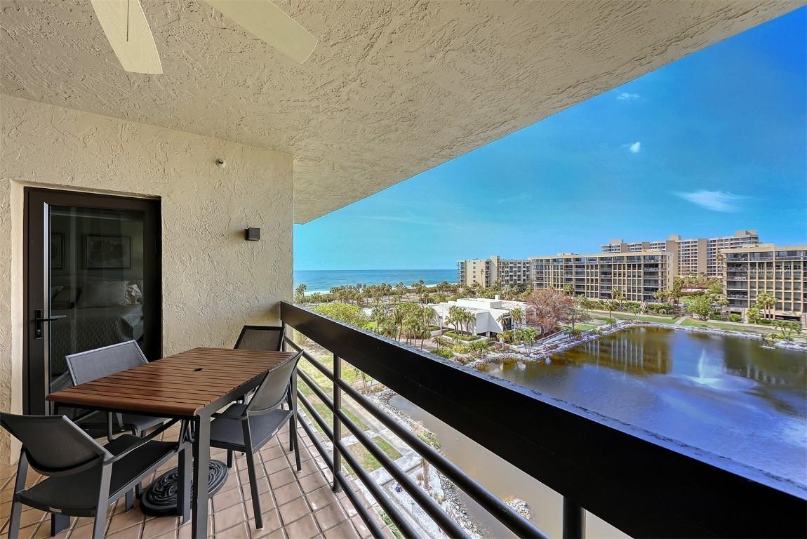 1095 Gulf Of Mexico Dr. #502, Longboat Key, FL 34228