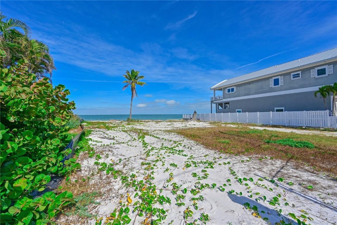 837 N Shore Dr., Anna Maria, FL 34216