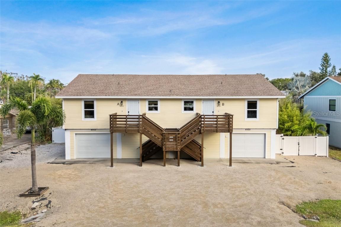 4503-4505 102nd St., Bradenton, FL 34210