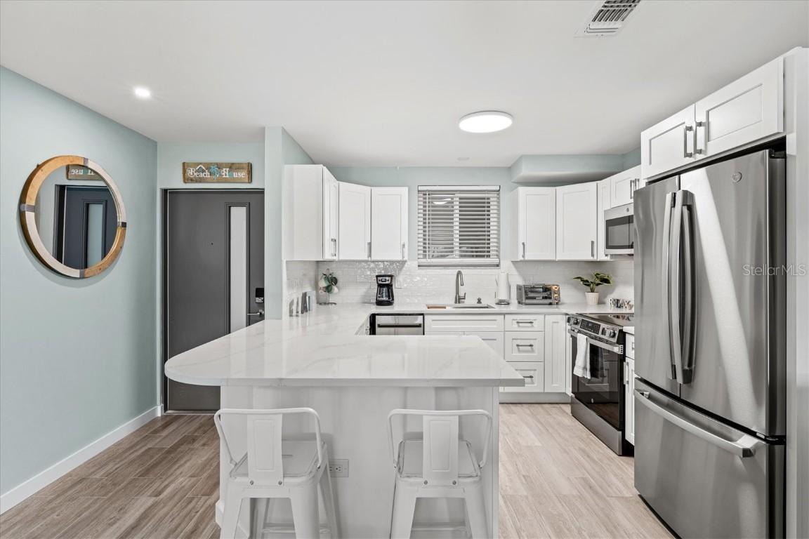 500 S Washington Dr. #2A, Sarasota, FL 34236