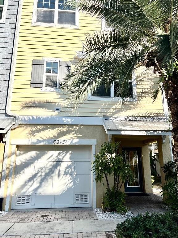 6012 Anchorage Way, St Petersburg, FL 33712