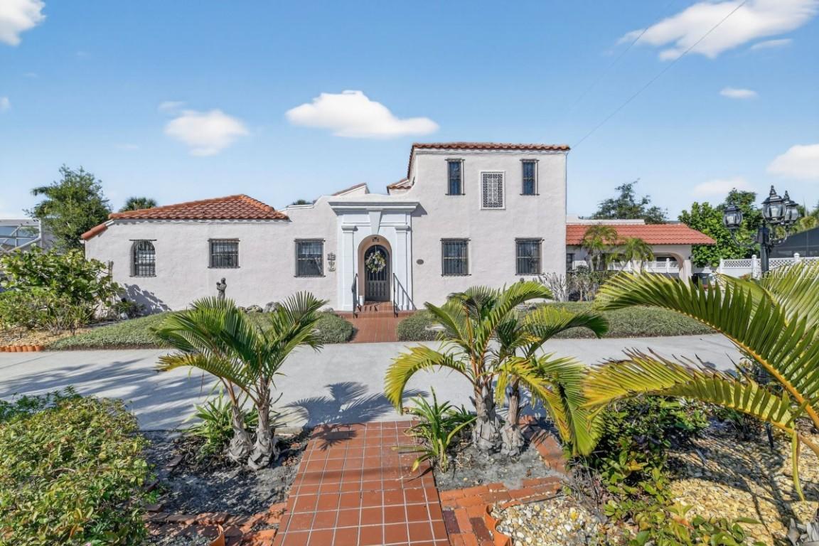 328 Sorrento St., Venice, FL 34285