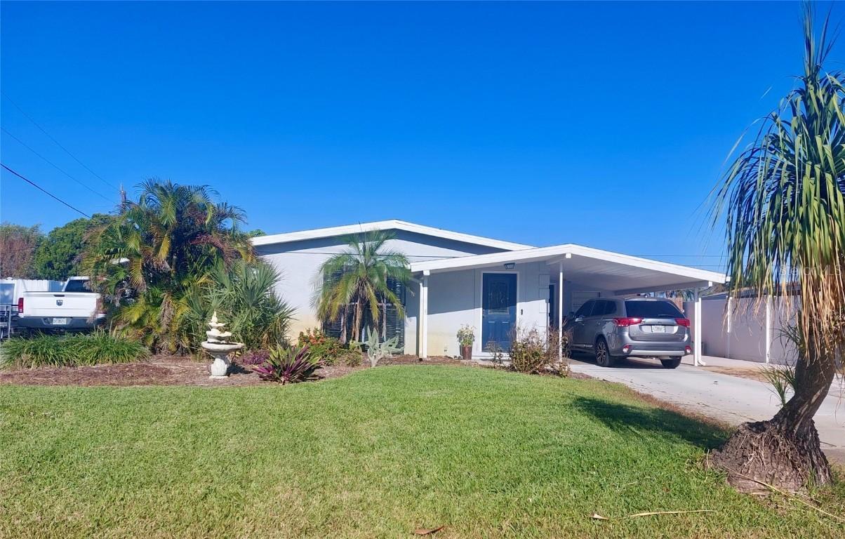 3303 Florida Blvd., Bradenton, FL 34207