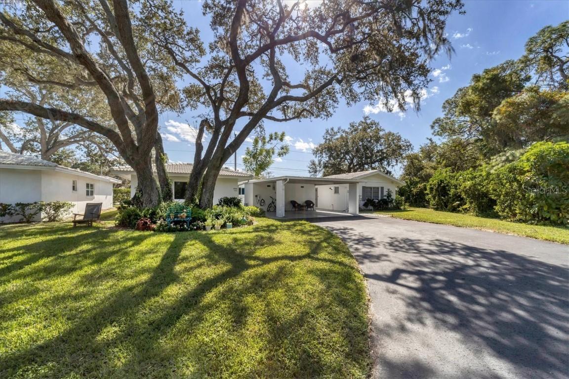 3806 Roxane Blvd. #161, Sarasota, FL 34235