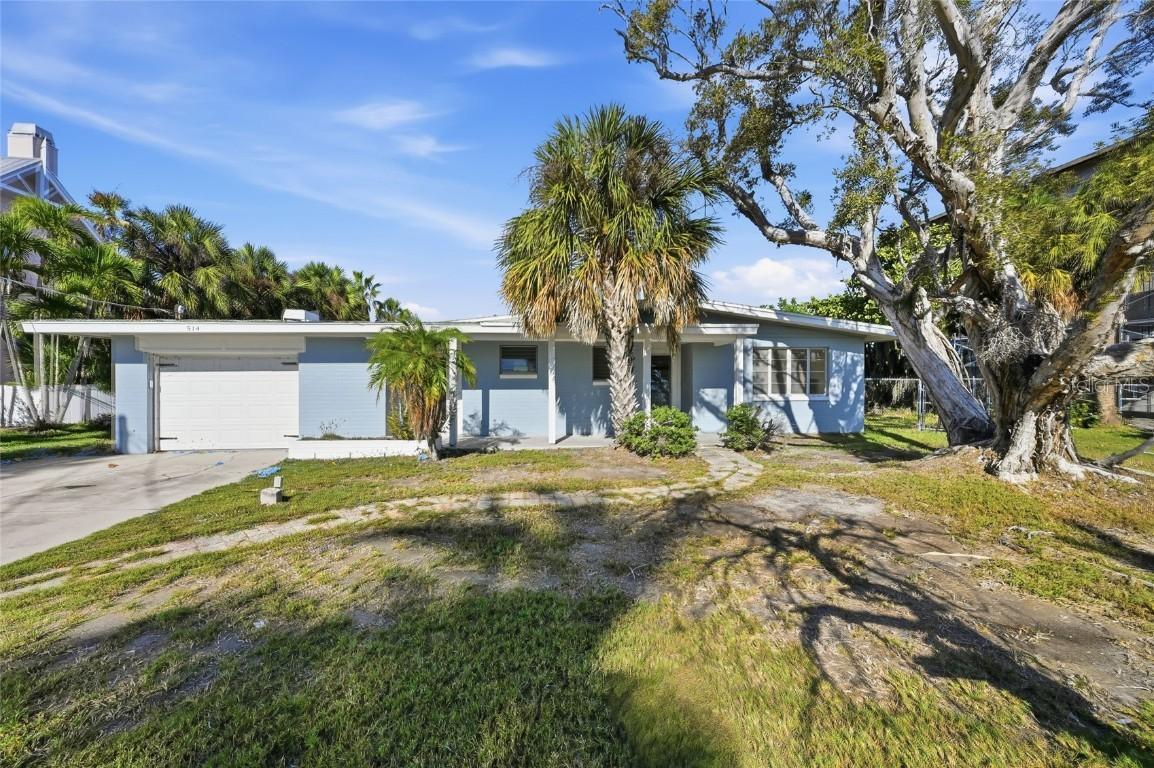 514 77th St., Holmes Beach, FL 34217