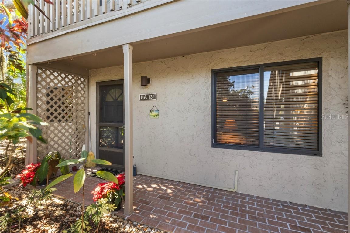 1633 Boathouse Cir. #131, Sarasota, FL 34231