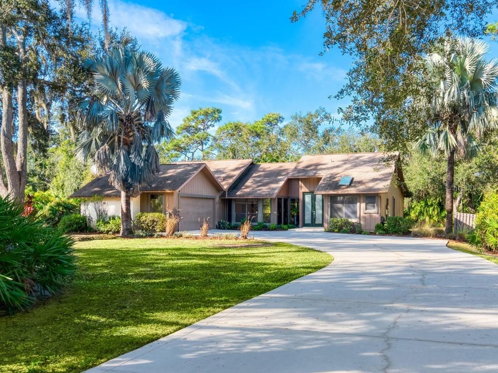 4729 Oak Run Dr., Sarasota, FL 34243