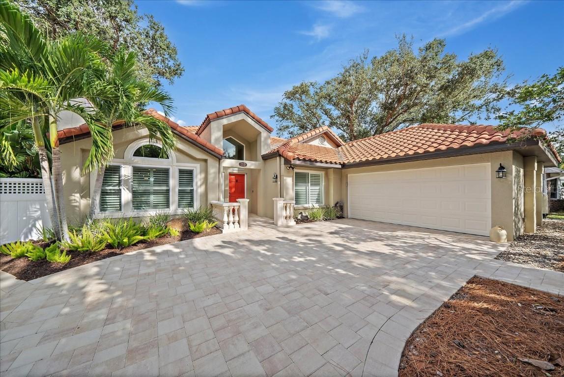 1713 Fiesta Dr., Sarasota, FL 34231