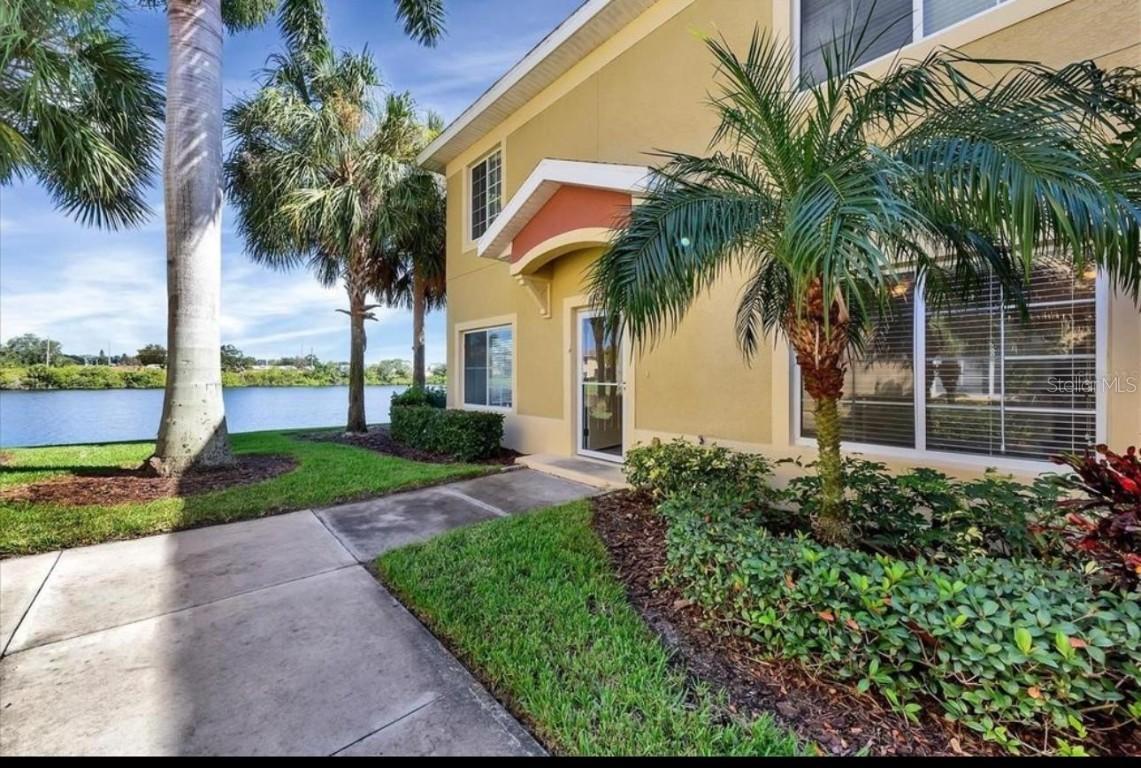 3707 45th Ter. #101, Bradenton, FL 34210
