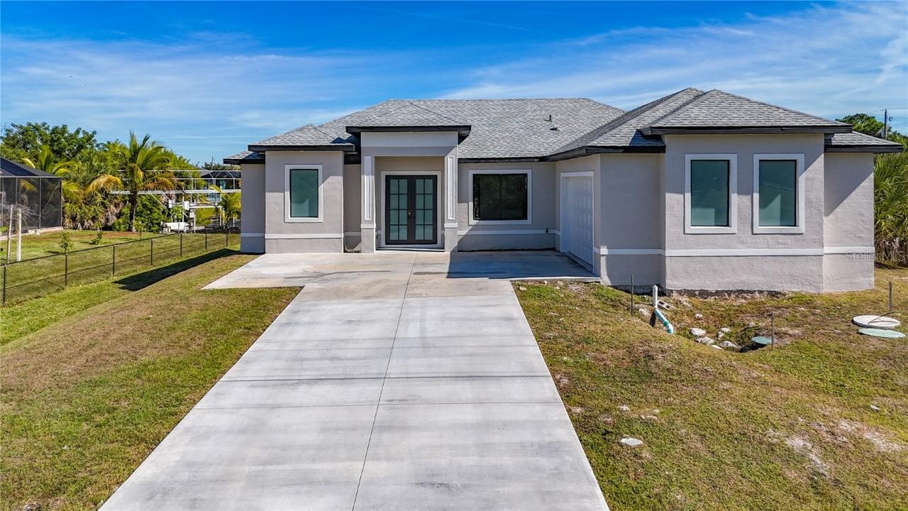 10404 Monticello Dr., Port Charlotte, FL 33981