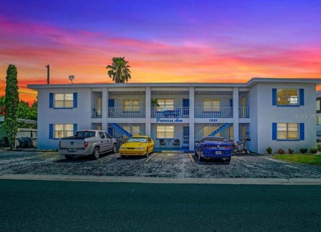 11025 2nd St. #9, Treasure Island, FL 33706