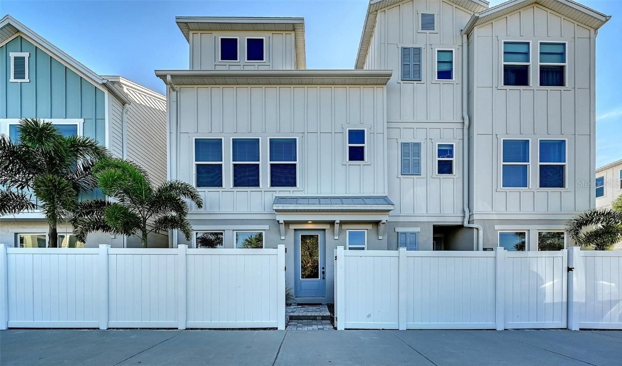 2604 Wirts Ct., Sarasota, FL 34237