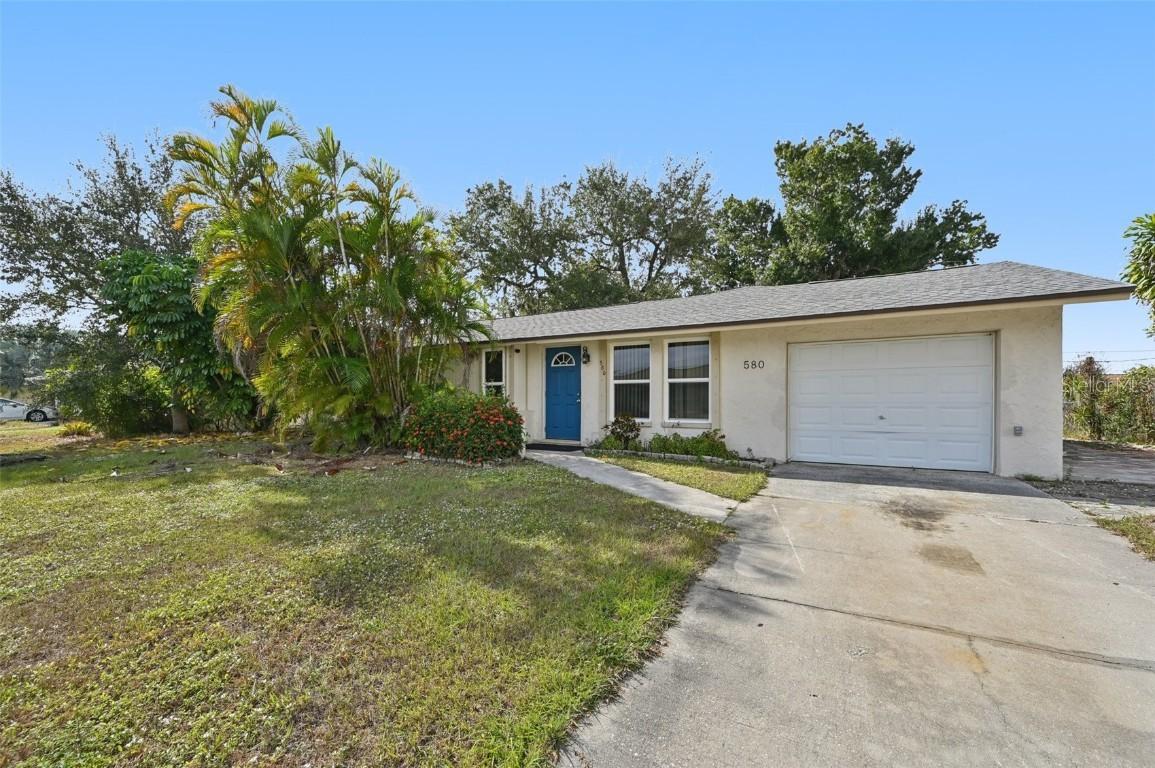 580 Skylark Ln., Port Charlotte, FL 33952