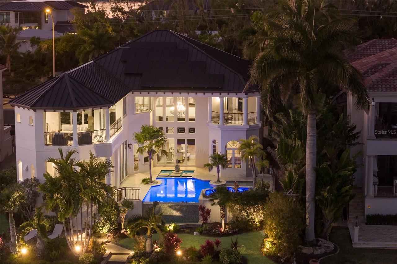 1418 John Ringling Pkwy., Sarasota, FL 34236