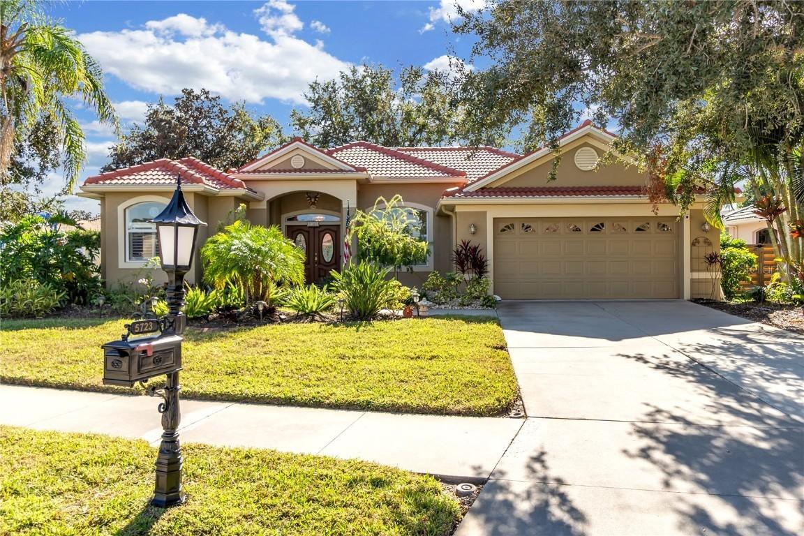 5723 Eastwind Dr., Sarasota, FL 34233